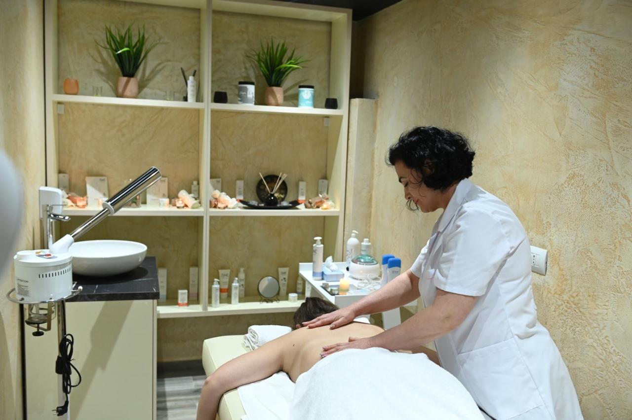 Hotel Onufri Golem  Ngoại thất bức ảnh