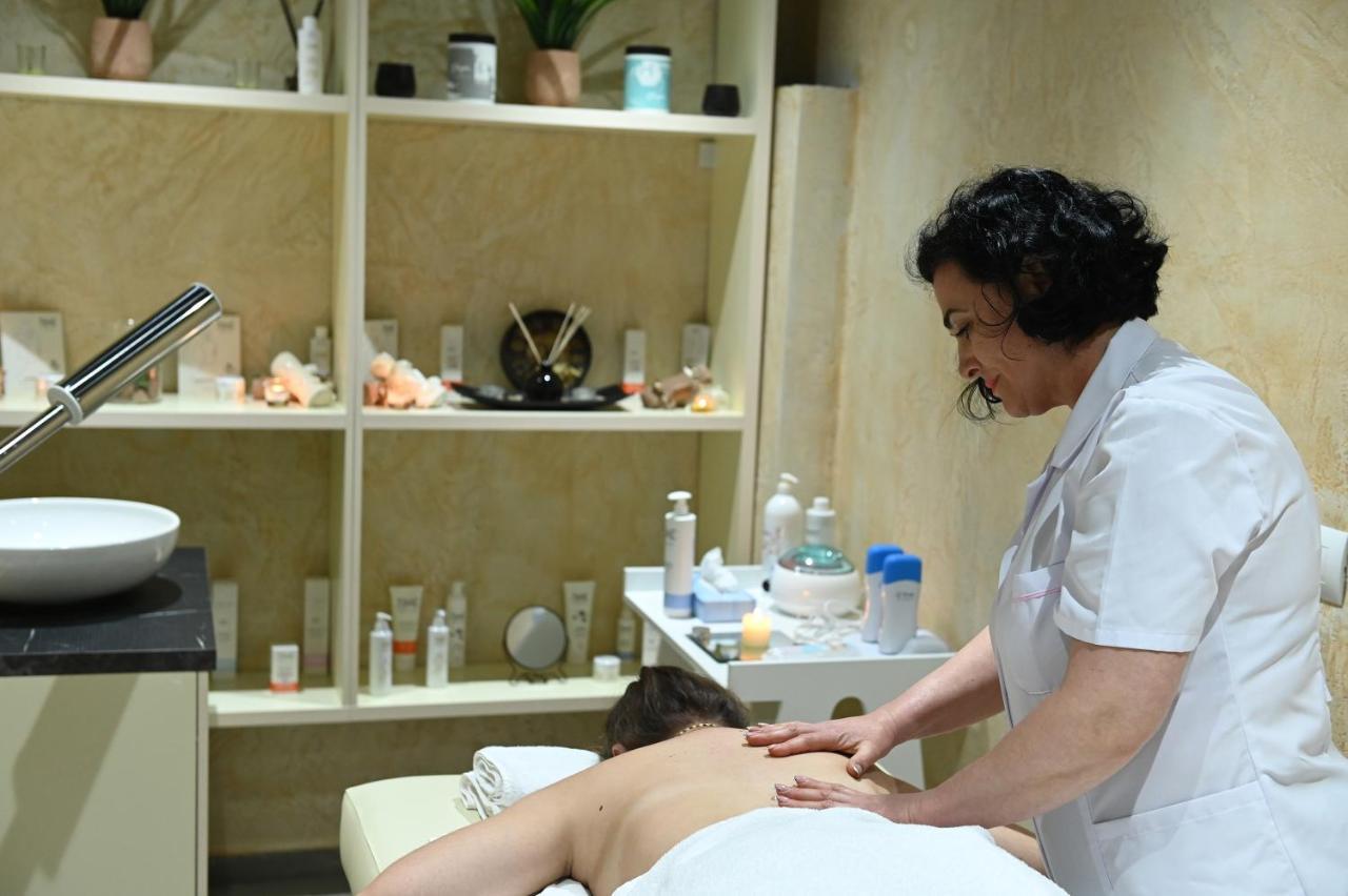 Hotel Onufri Golem  Ngoại thất bức ảnh